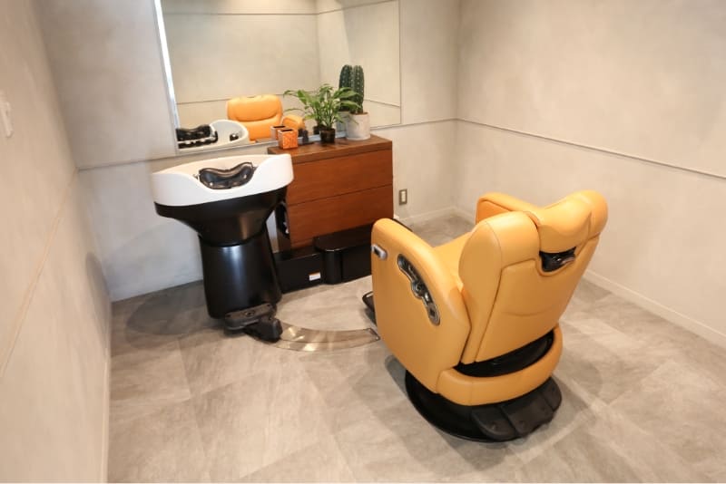 掛け持ちせずにお客様に接客をしたい方